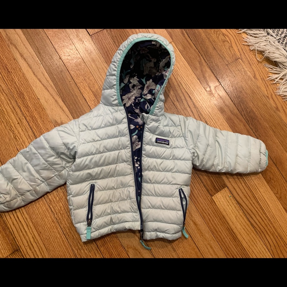 3T Patagonia Reversible Down Sweater Hoody Jacket.
